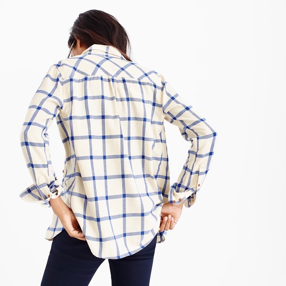 Boyfriend Shirt in Rockport Plaid - Picture 2 of 6